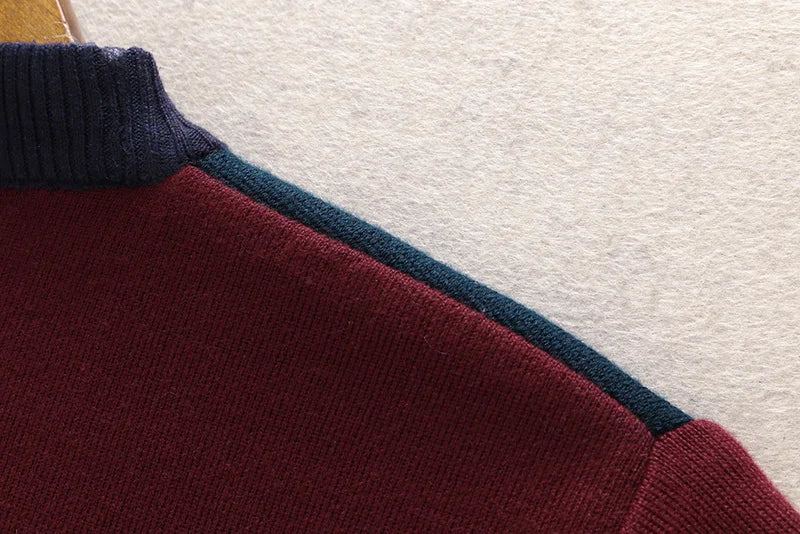 New 2018 Man Luxury Winter gentleman embroidery Bees Stripe Knit Casual Sweaters pullover Asian Plug Size High quality Drake H64 Street King Limited