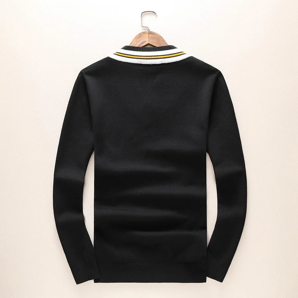 New 2017 Man Luxury Winter gentleman embroidery Bees Knit Casual Sweaters pullover Asian Plug Size High quality Drake #E109 Street King Limited