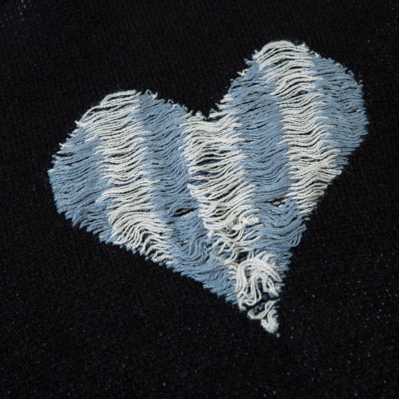 2023 Vintage Sweater Ripped Distressed Heart Graphic Knitted Jumpers Men Streetwear Harajuku Oversized Sweaters Y2K Pullover Street King Limited