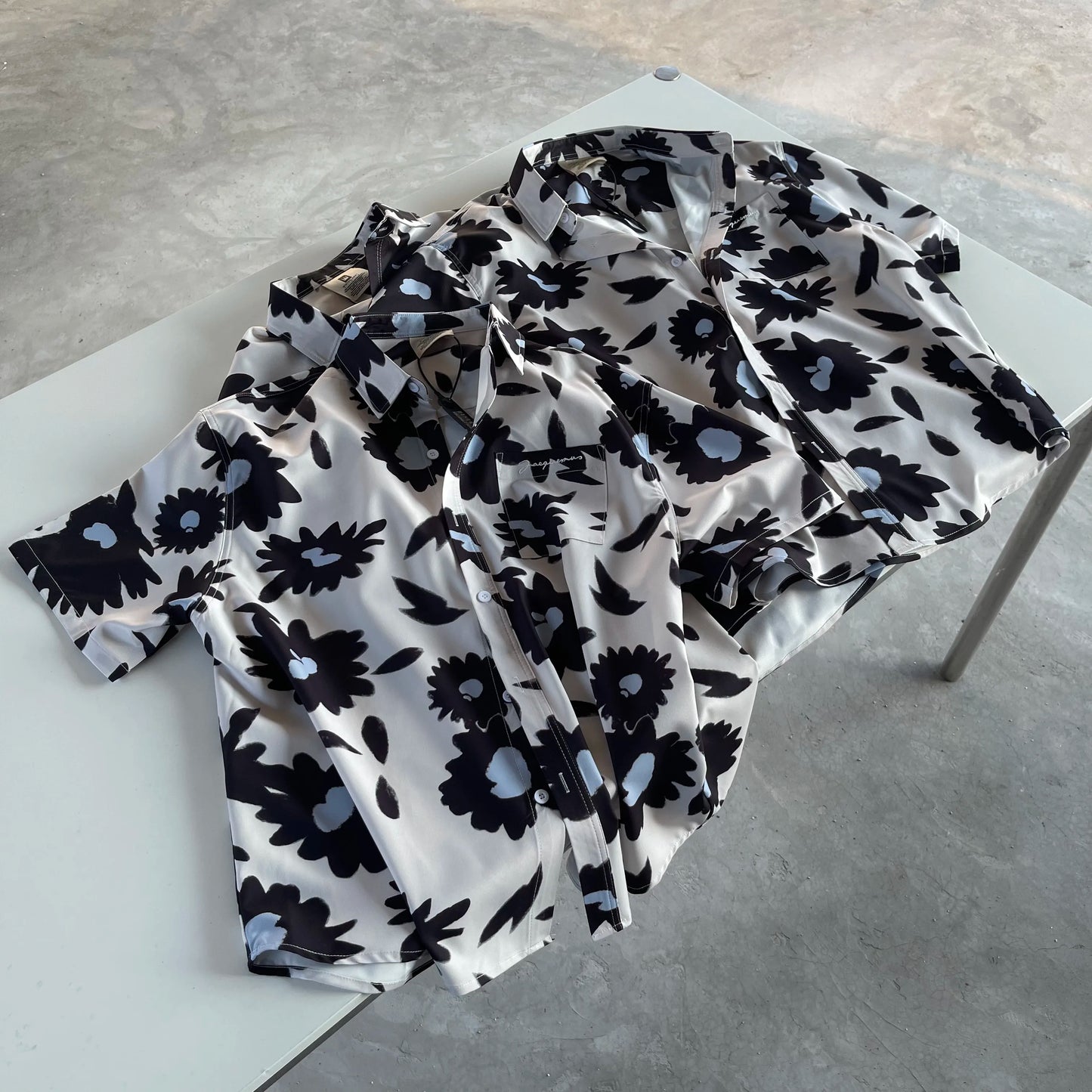 Summer 24SS Vintage Retro Black Flower Direct Print High-Street Casual Beach Style Quality Cold Short Sleeve Shirt Street King Limited