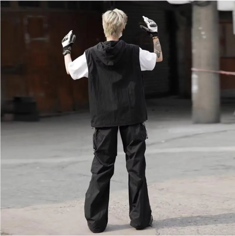 summer casual sleeveless set men hip hop loose hooded vest pockets straight leg cargo pants 2 piece outdoors sports camp suit unique cargo style 3837