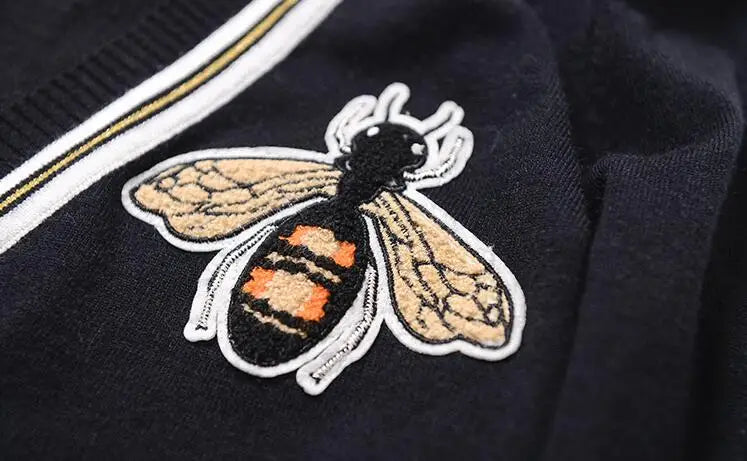 New luxury Men Luxury Winter gentleman embroidery Bees Knit Casual Sweaters Cardigans Asian Plug Size High quality Drake #E197 Street King Limited