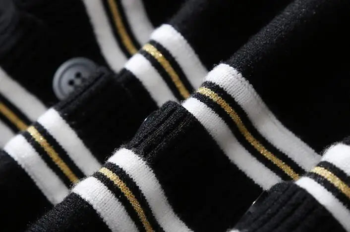 New luxury Men Luxury Winter gentleman embroidery Bees Knit Casual Sweaters Cardigans Asian Plug Size High quality Drake #E197 Street King Limited