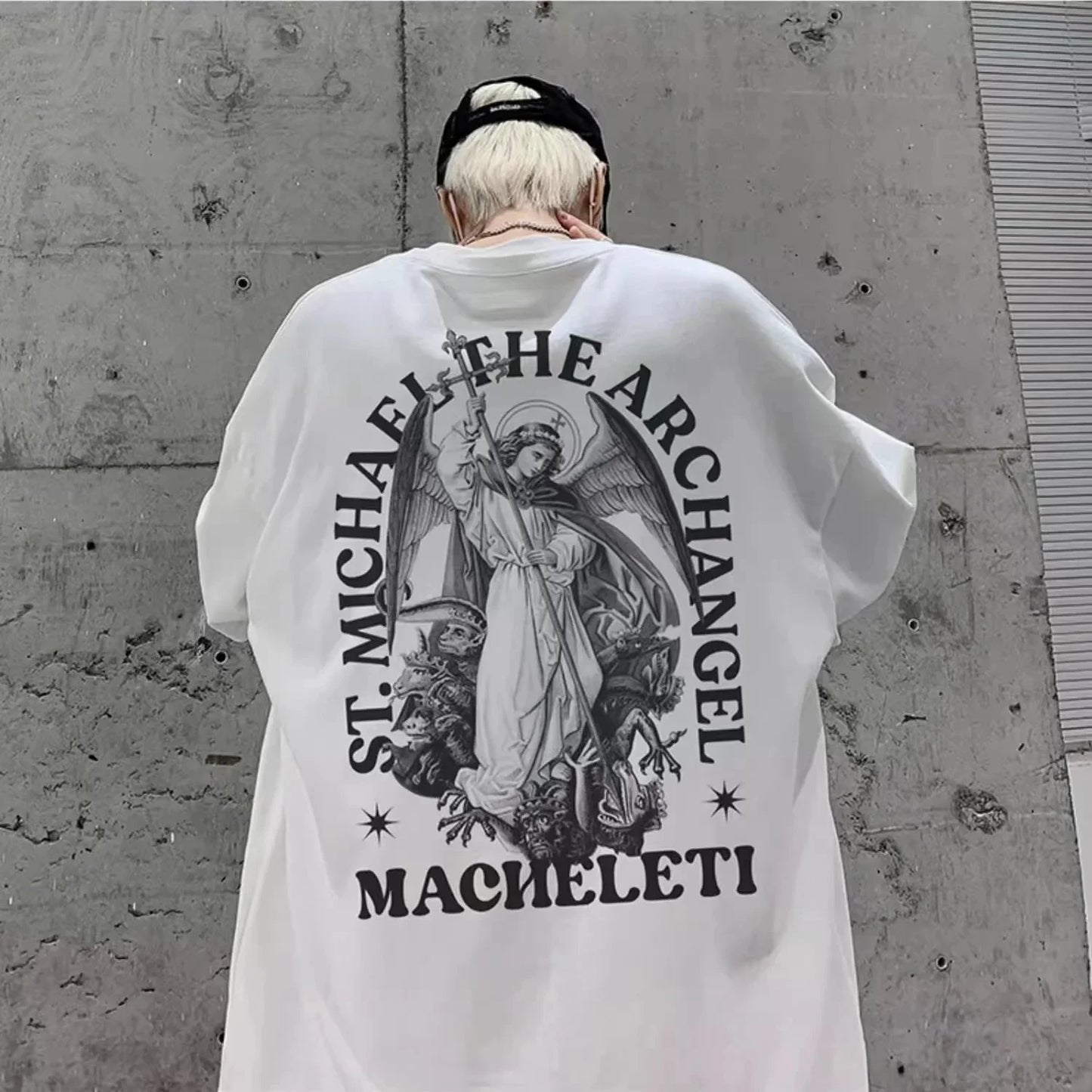Summer Fashion Retro Gothic Print Men T-shirt Top Fashion Cotton Loose Harajuku Couple Hip Hop Y2K streetwear Short Sleeve Street King Limited