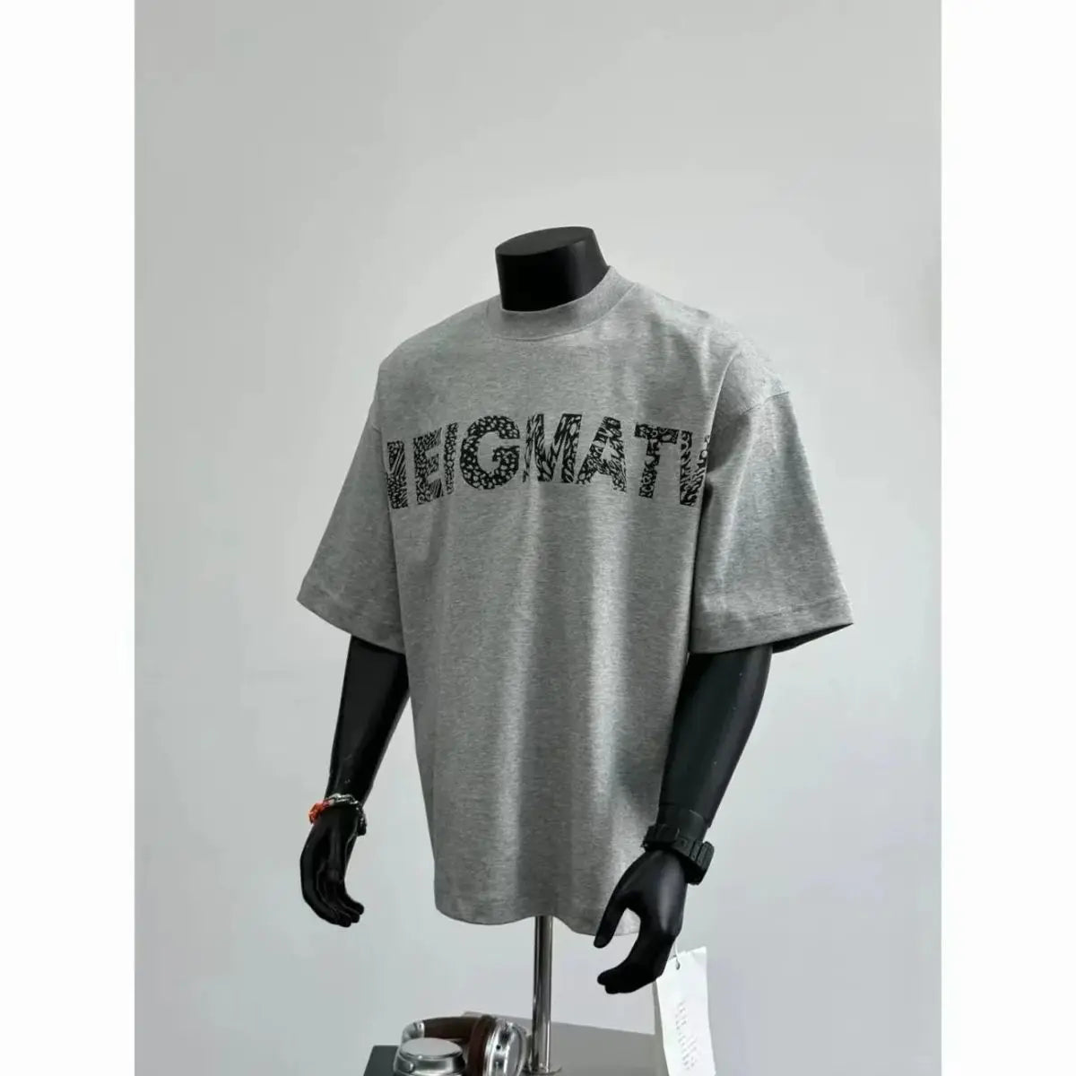 Summer retro American men and women trend personalized graphic T-shirt top for couples loose casual Harajuku short sleeved shirt Street King Limited