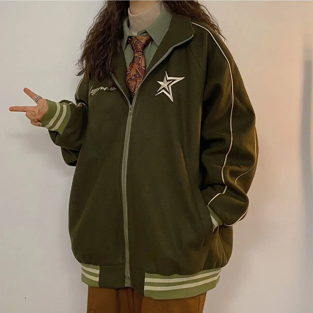Autumn and winter new Korean star stand collar jacket y2k vintage loose embroidery plush thickened sportswear clothes women Street King Limited