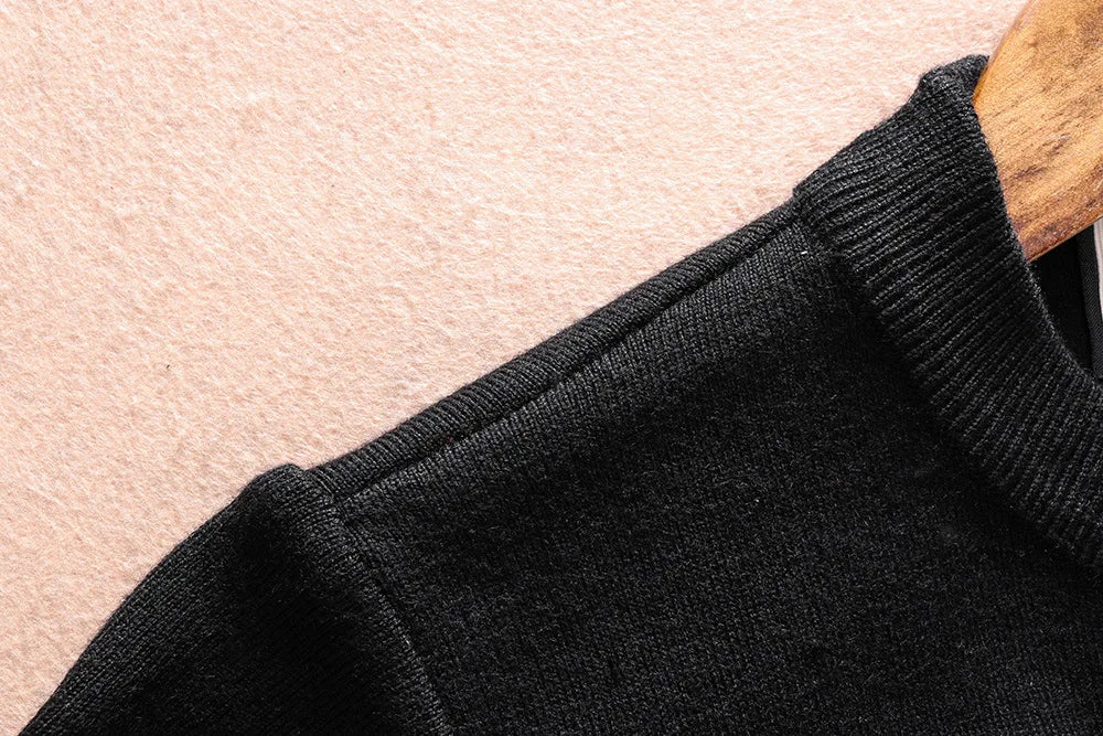 New 2018 Man Luxury Winter Bees embroidered Casual Sweaters pullover Asian Plug Size High quality Drake #H74 Street King Limited