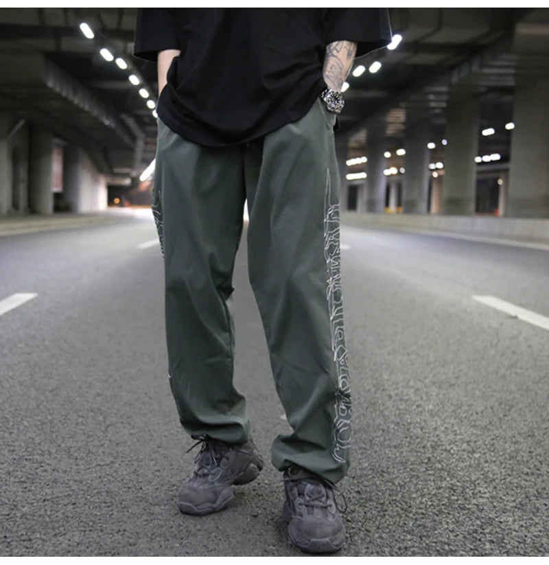 hip hop loose fit elastic waist pants fashion embroidery ankle pants mens 2019 new spring summer casual sportwear pants joggers unique joggers style 1101