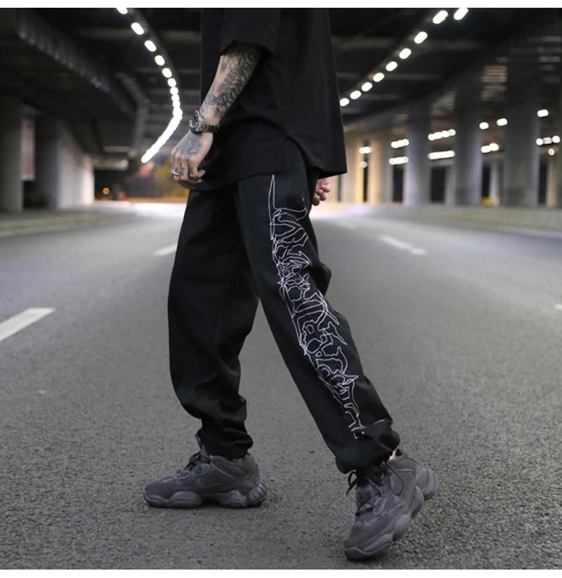 hip hop loose fit elastic waist pants fashion embroidery ankle pants mens 2019 new spring summer casual sportwear pants joggers unique joggers style 1097