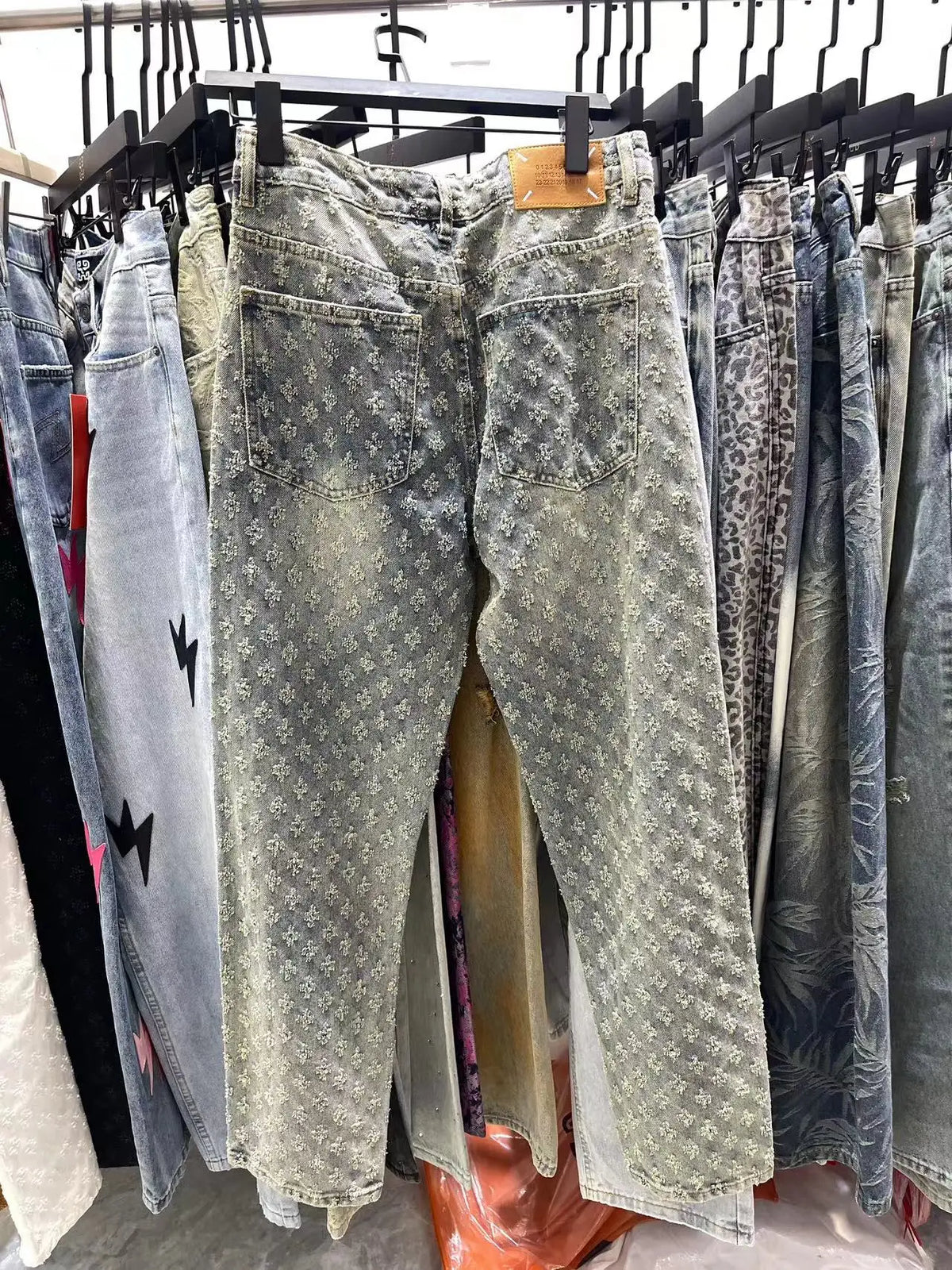 black personalized jeans mens jacquard pattern vintage embossed streetwear loose jeans mens pants straight loose bottoms mens unique jeans style 3492