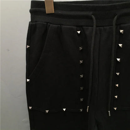high new novelty luxury men 2022 classic full metal rivets pockets comfortable cotton parkour sweat casual pants sweatpants d50 unique joggers style 4224