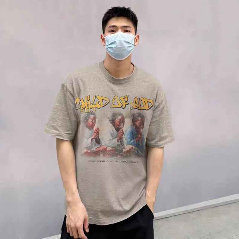 Saint T Shirt Prayer Child Nostalgia Vintage Printing Hip Hop Loose Casual Men Woman High Quality Tops Tee Street King Limited