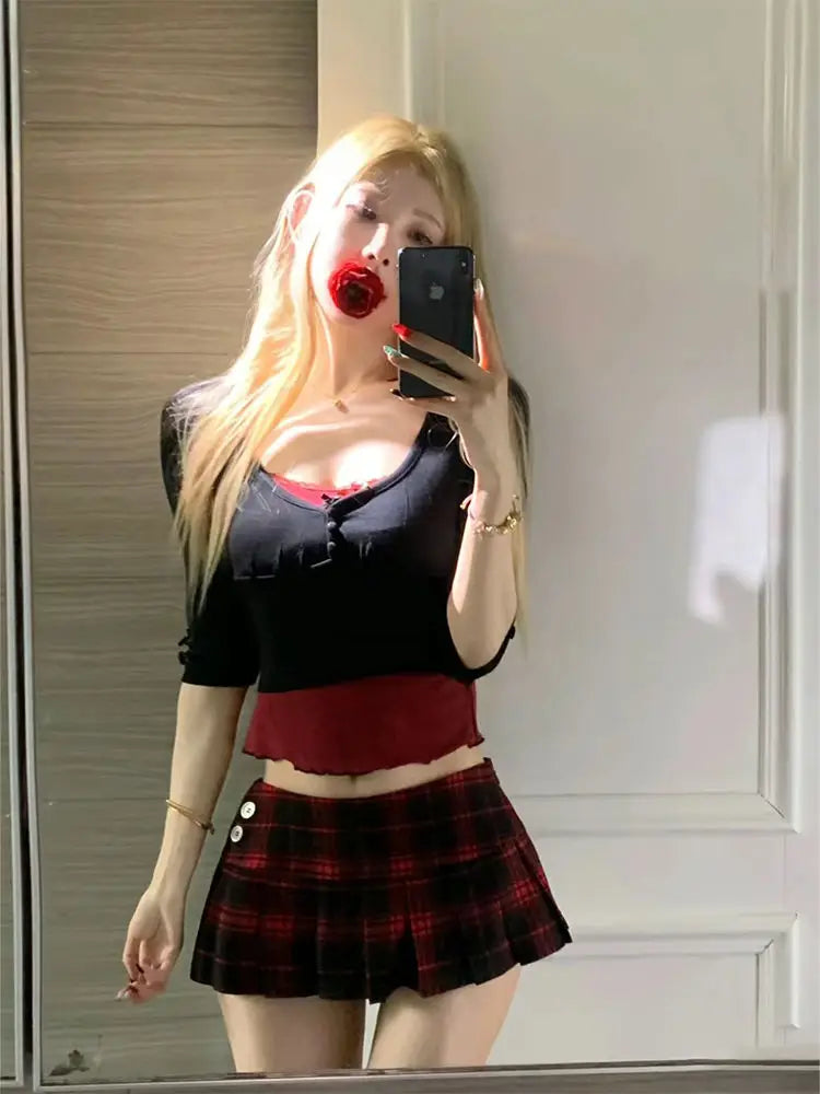 Academy style color matching women's set short spicy two piece sets 2024 womens outifits low waisted plaid skirt sets Street King Limited