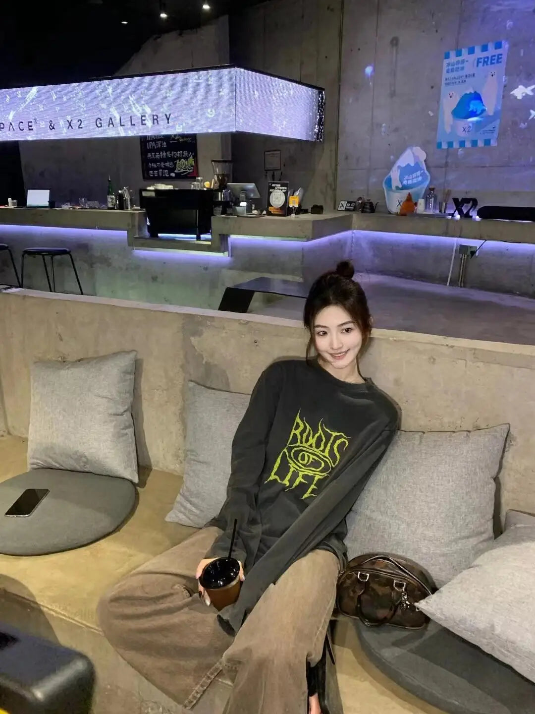 2024 New Arrival We11D- Brand Fashion Autumn High-Street Letter Foaming Cotton Casual Loose Distressed Sweater Pullover Street King Limited