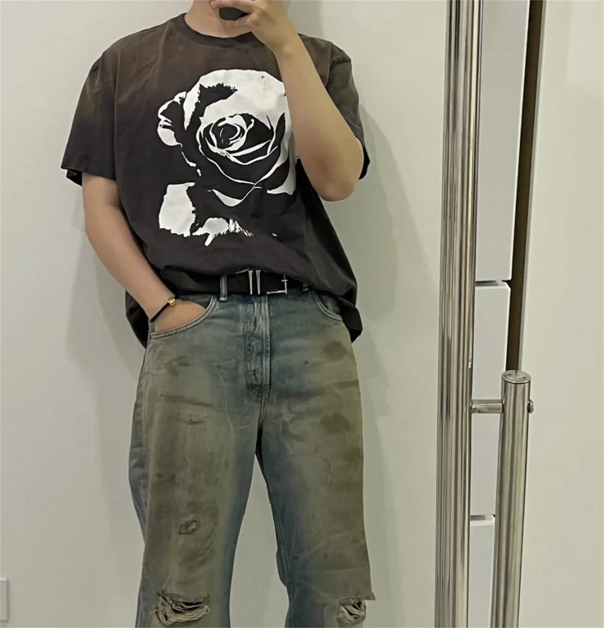 Vintage 90s Old School Style Sunfade Rose Cracking Washed Old Streetwear Printed T-shirt For Men Street King Limited