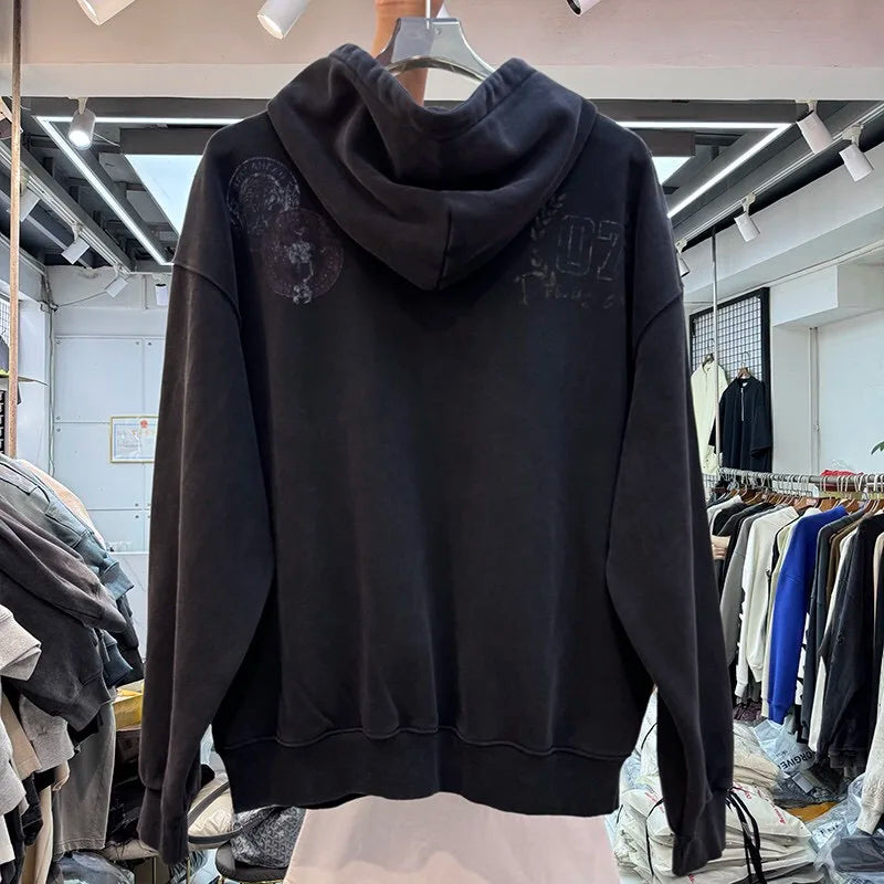 A woolen hoodie is loose Street King Limited