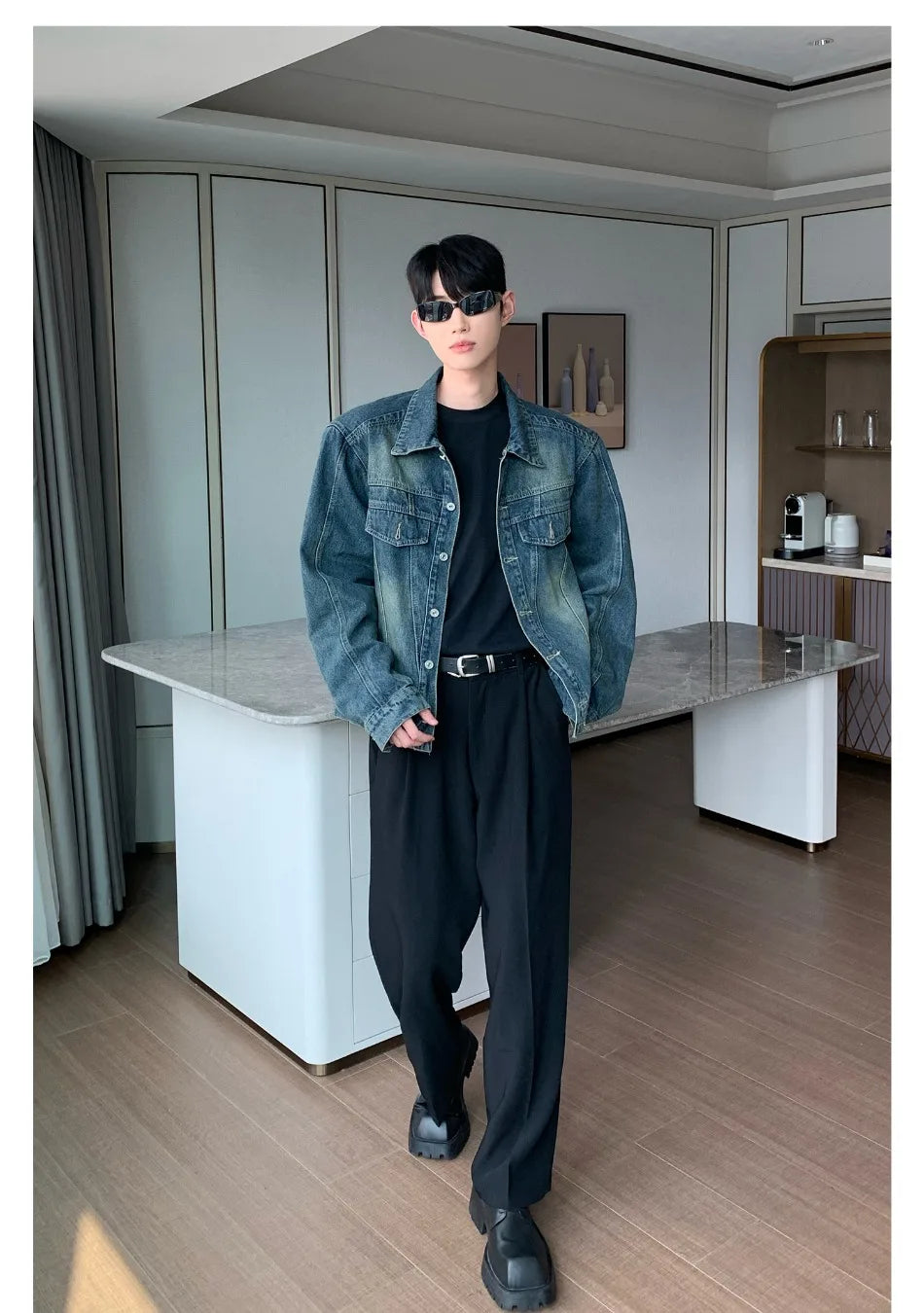 2024 trend mens denim jackets vintage washed design multiple pockets cowboy coats loose shoulder padded cardigan male spring unique jeans style 4060