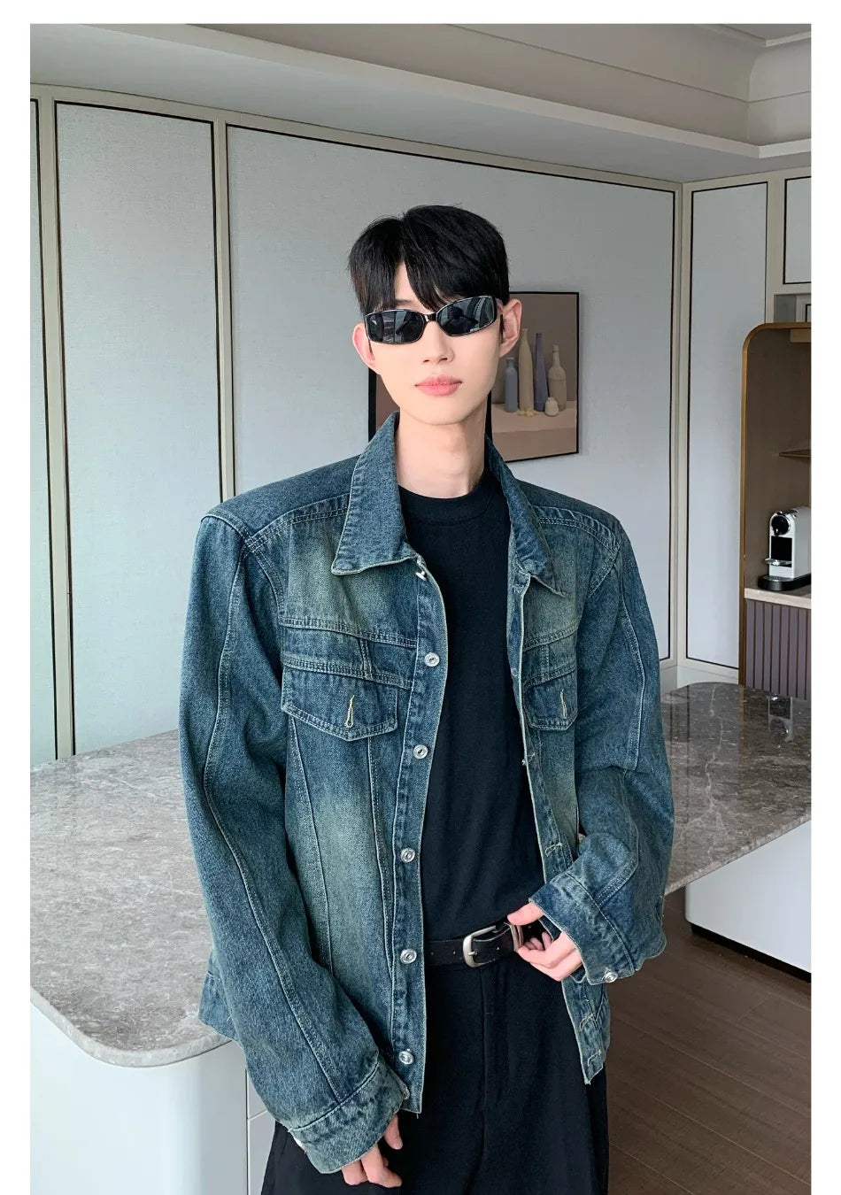2024 trend mens denim jackets vintage washed design multiple pockets cowboy coats loose shoulder padded cardigan male spring unique jeans style 4059