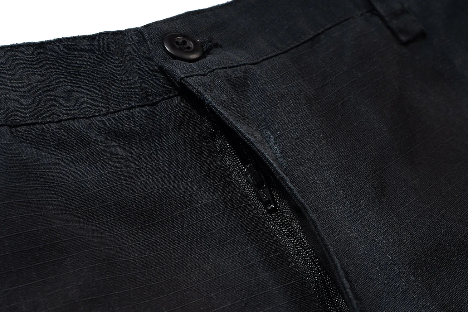 vintage ripped damaged black cargo shorts for men high street wide leg baggy overalls distressed summer knee length pants unique cargo style 3101