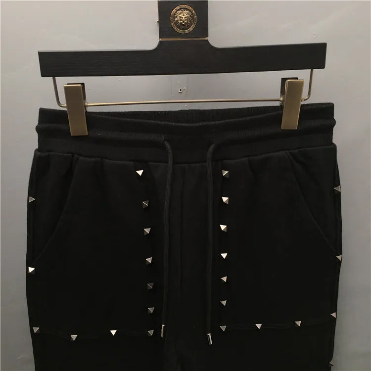 high new novelty luxury men 2022 classic full metal rivets pockets comfortable cotton parkour sweat casual pants sweatpants d50 unique joggers style 4223