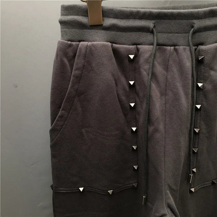 high new novelty luxury men 2022 classic full metal rivets pockets comfortable cotton parkour sweat casual pants sweatpants d50 streetwear sweatpants