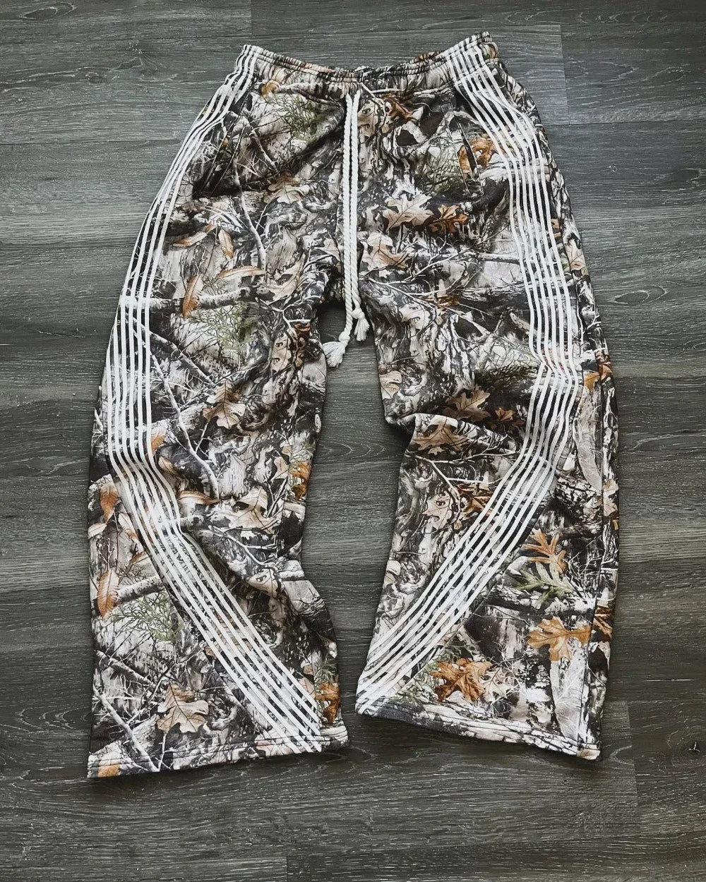 y2k retro camo graphic baggy pants gothic hip hop streetwear sweatpants casual pants womens mens elastic waist jogging trousers unique joggers style 1309