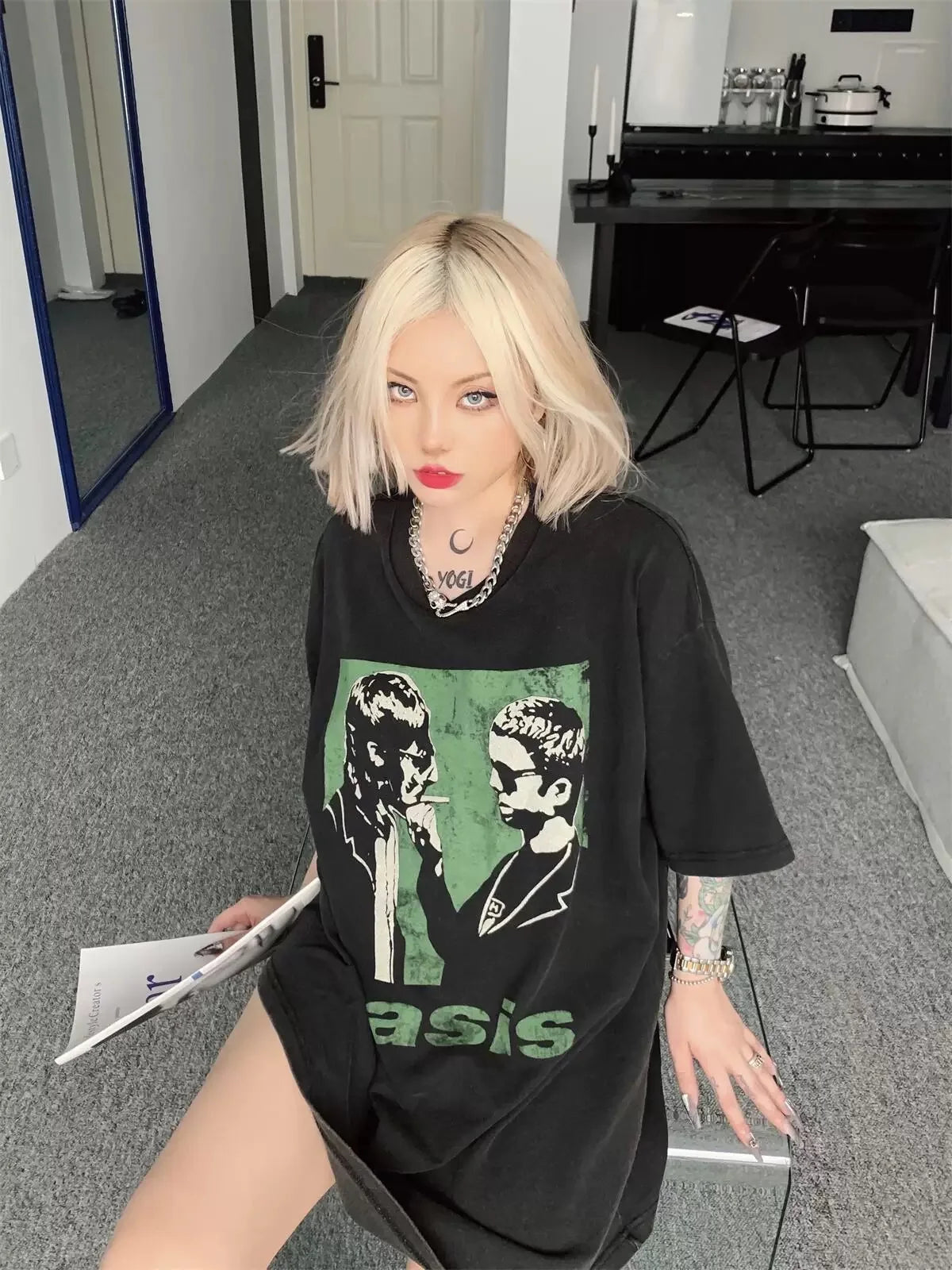 Vintage Rock Band Tee OS Washed Old High-Street Portrait Print Casual Loose Cotton Couple Tops T-Shirt For Summer Street King Limited