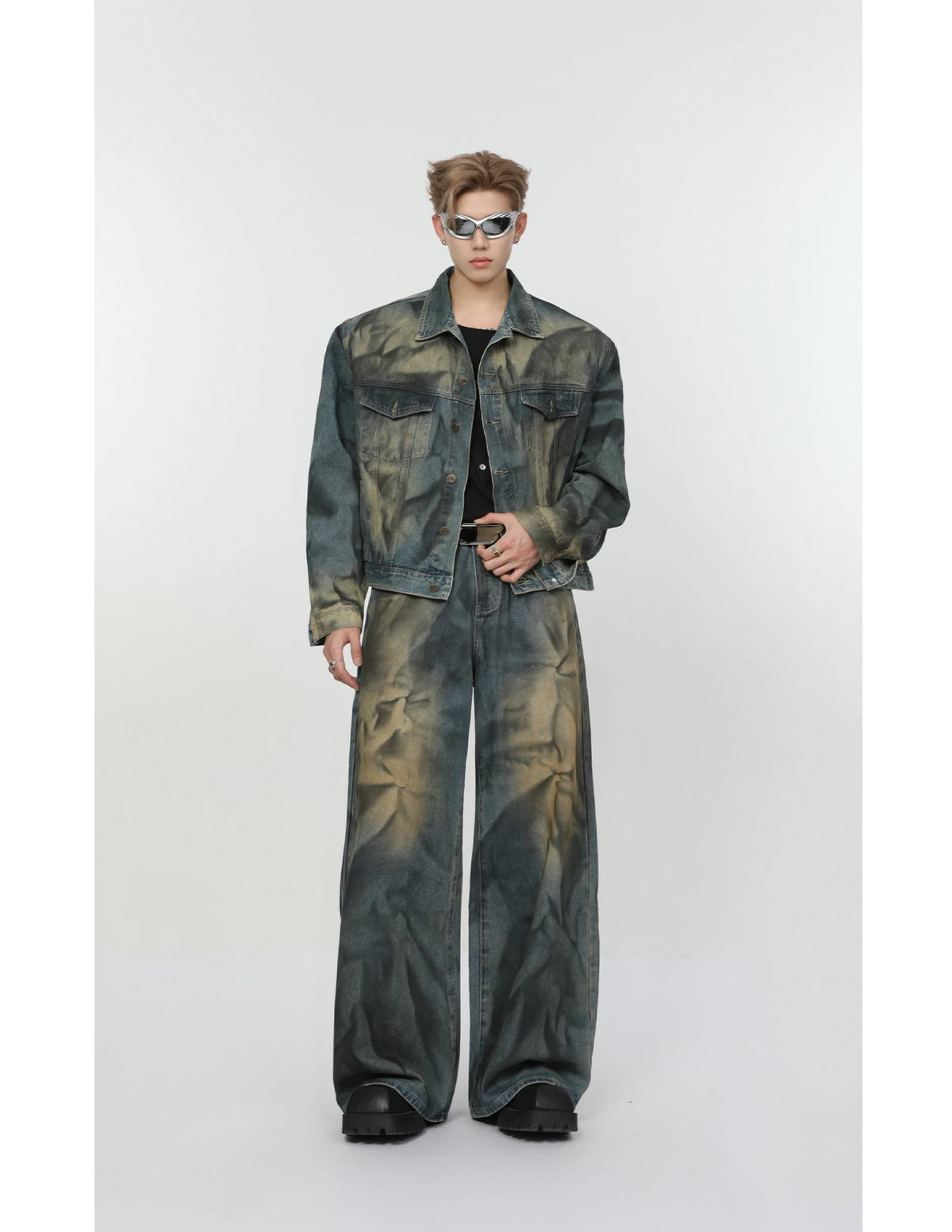2 pieces sets mens fashion dirty graffiti wide shouder denim jeans jacket coat and wide legs pants joggers new streetwear sets unique joggers style 3566