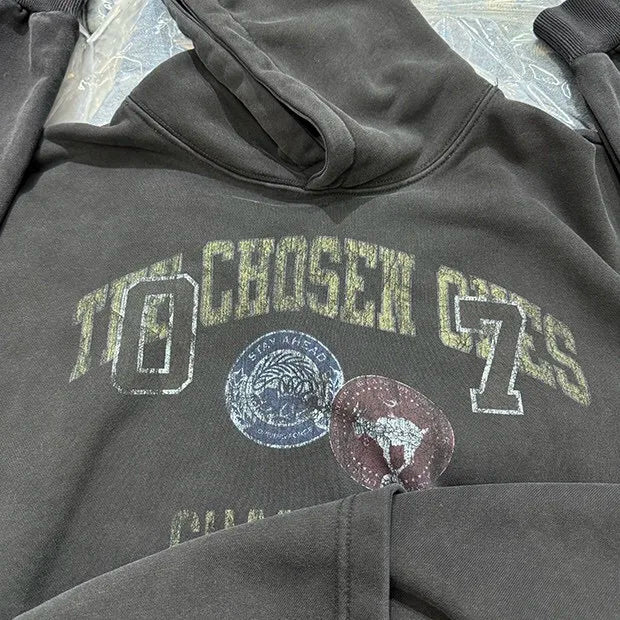 A woolen hoodie is loose Street King Limited