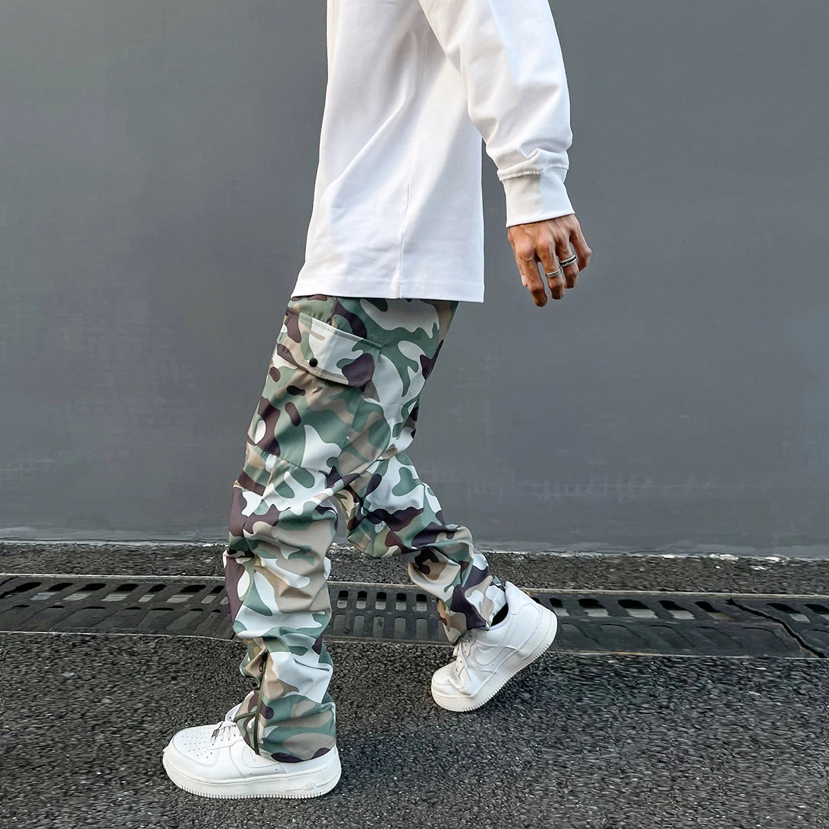 Street Wear Functional Camouflage Cargo Trousers Men Waterproof Pockets Pleated Zip Up Tapered Pants Nylon Belt Men's Clothes Street King Limited