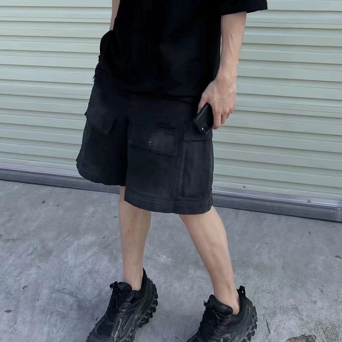 Vintage Ripped Damaged Black Cargo Shorts for Men High Street Wide Leg Baggy Overalls Distressed Summer Knee Length Pants Street King Limited