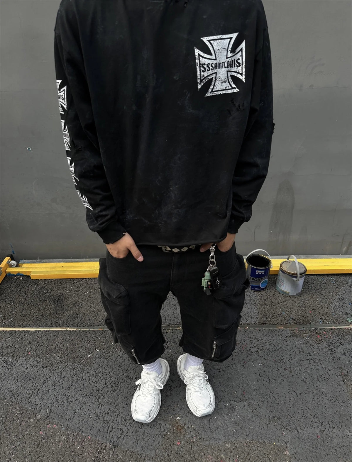 sssaint Louis Vintage Dirty Worn Distressed Cross Print High-Street Graffiti Long Sleeve T Shirt Pullover Summer Street King Limited