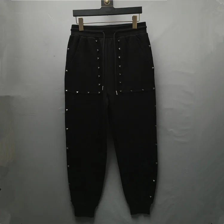 high new novelty luxury men 2022 classic full metal rivets pockets comfortable cotton parkour sweat casual pants sweatpants d50 unique joggers style 4221