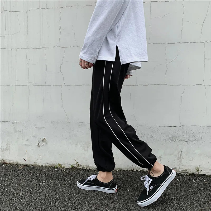 Black Casual Pants Men Fashionable Oversized Sports Pants Men Streetwear Hip-hop Loose Wide Leg Pants Mens Joggers Trousers Street King Limited