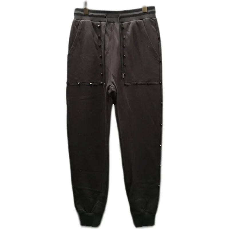 high new novelty luxury men 2022 classic full metal rivets pockets comfortable cotton parkour sweat casual pants sweatpants d50 unique joggers style 4220