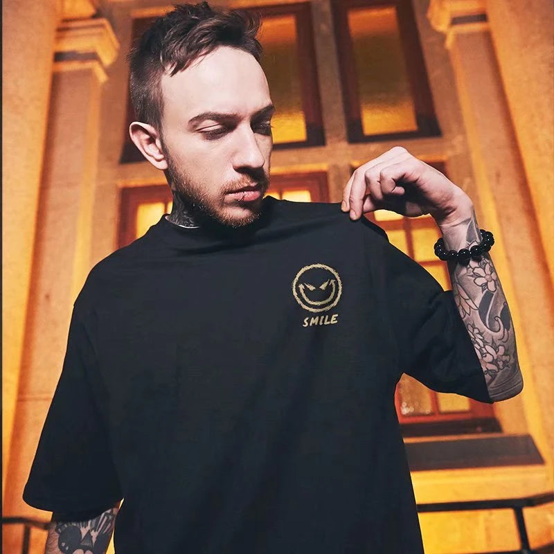 Summer Smile Print graphic t shirts Harajuku Fashion Casual Cool T-shirt Men Women Streetwear Funny T Shirt y2k clothes Street King Limited