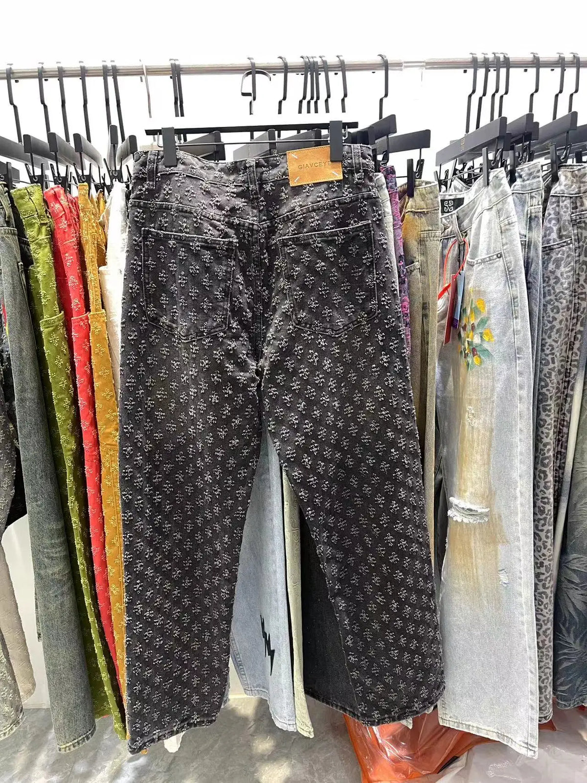 black personalized jeans mens jacquard pattern vintage embossed streetwear loose jeans mens pants straight loose bottoms mens unique jeans style 3497