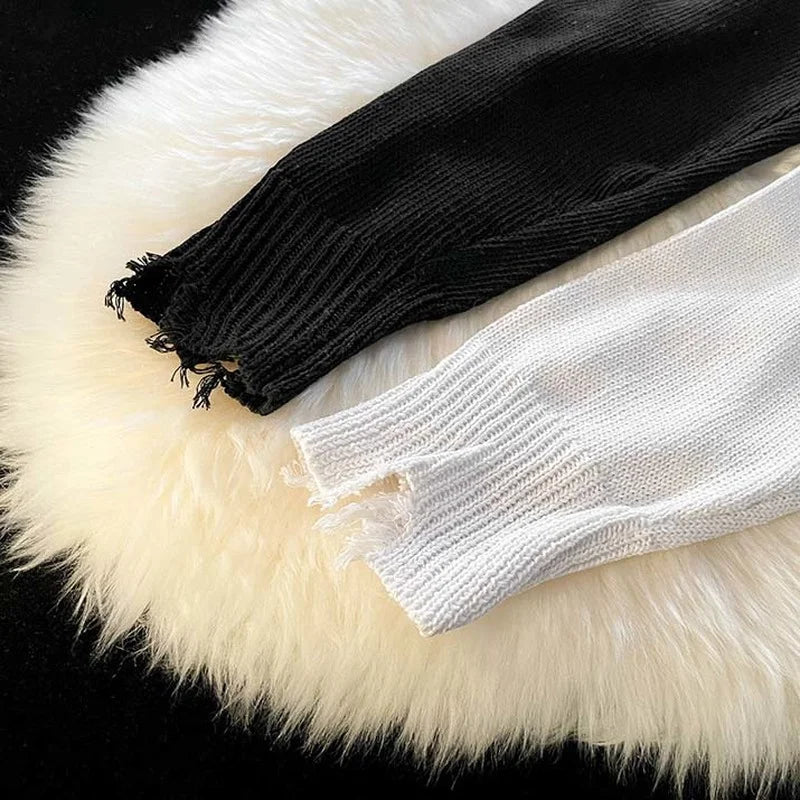 Men White Pullover Sweaters Ripped Harajuku Chic Couple O-neck Knitwear Casual Minimalist Long Sleeve Jumpers Homme Handsome Top Street King Limited